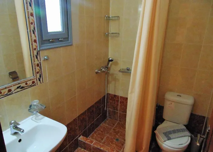 Lefteris Apartment Karterados (Santorini)